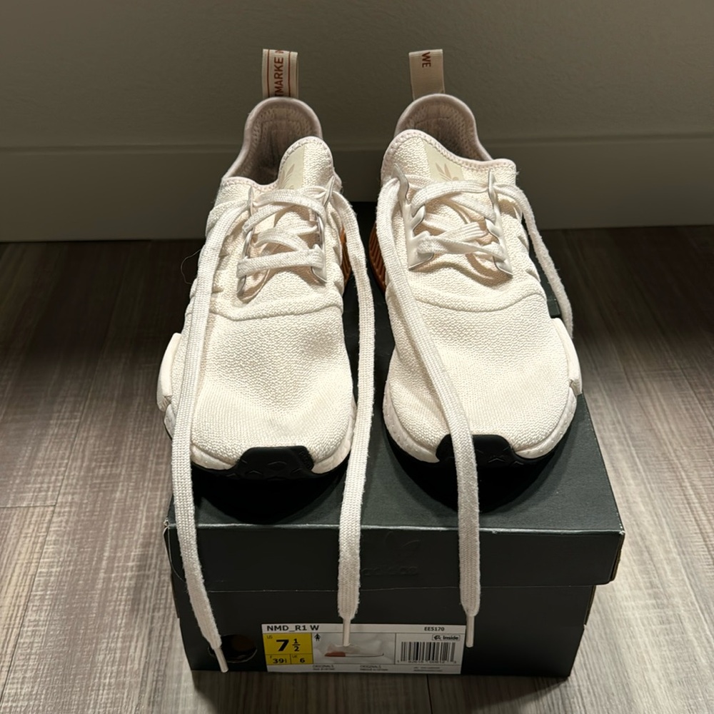 NMD Adidas Sneaker